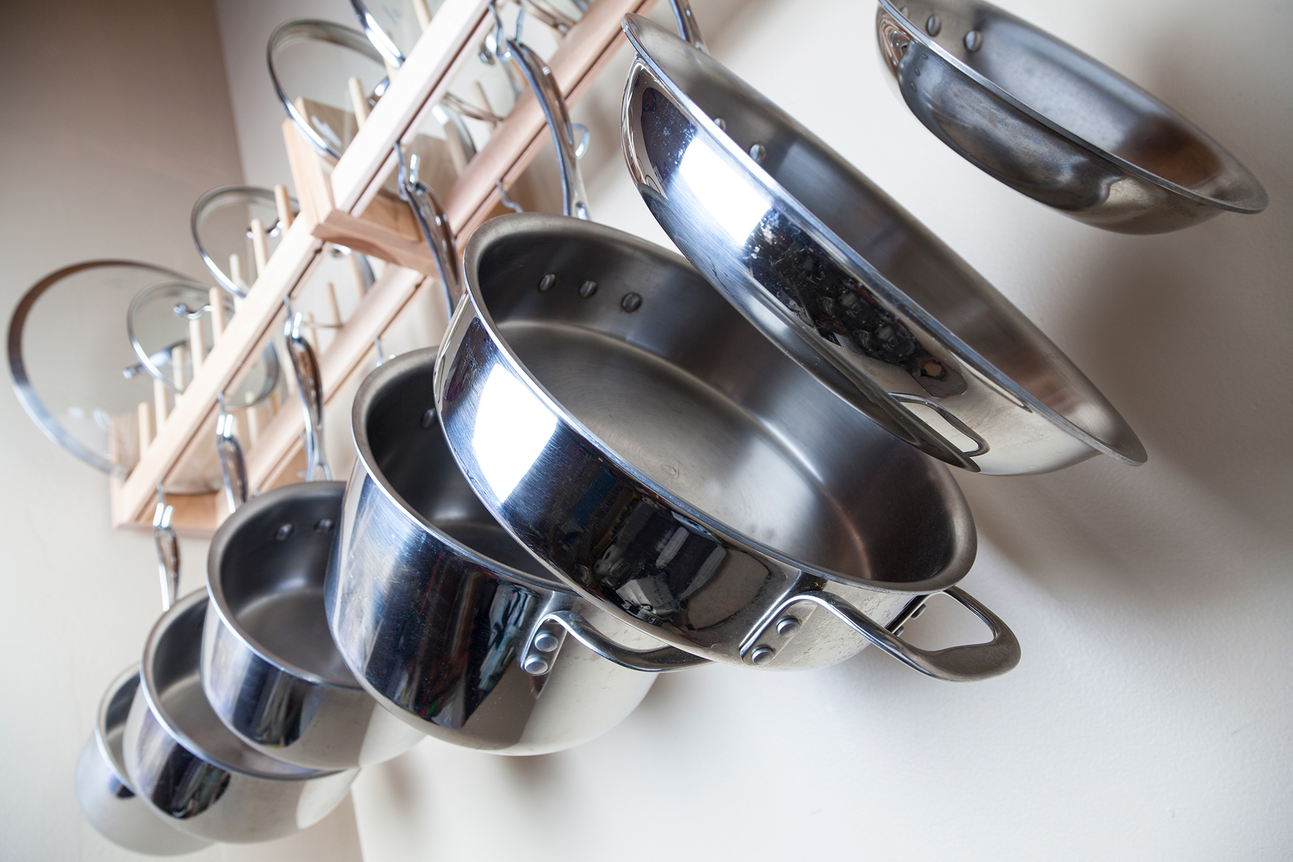 How to Keep Your Cookware Looking Good as New